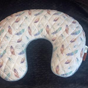 Support pillow for babies